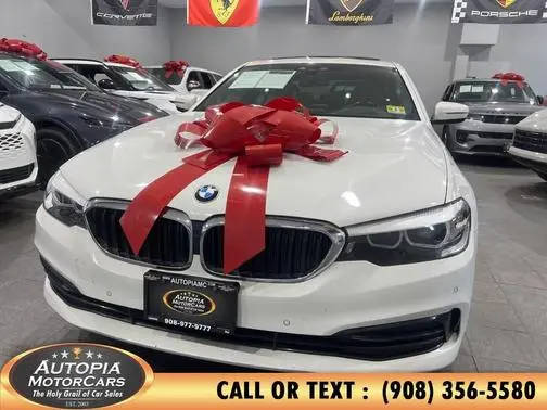 2019 BMW 5 Series 530e xDrive iPerformance AWD photo