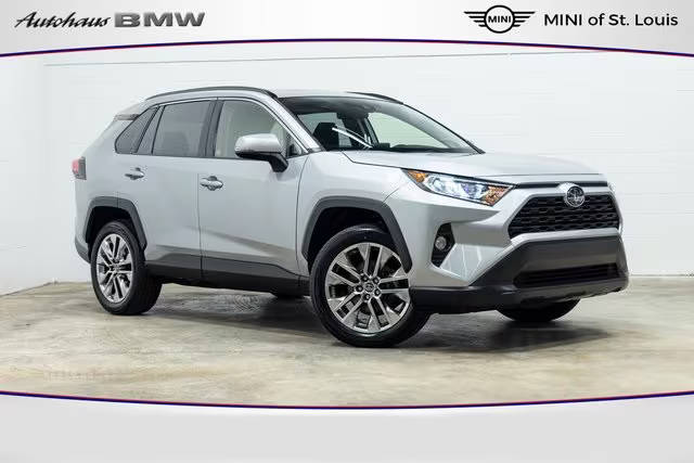 2019 Toyota RAV4 XLE Premium AWD photo