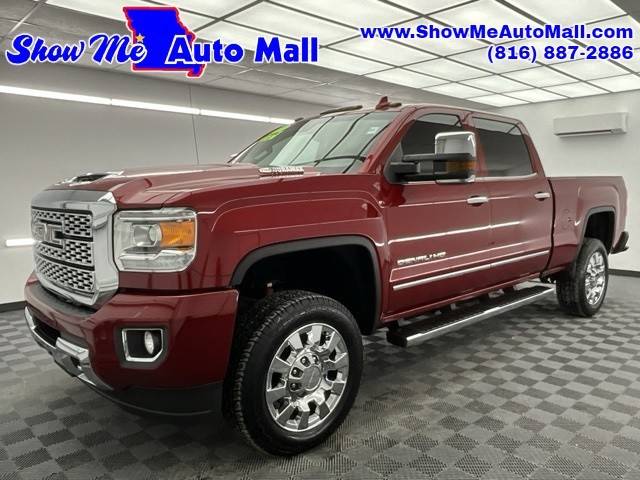 2019 GMC Sierra 2500HD Denali 4WD photo