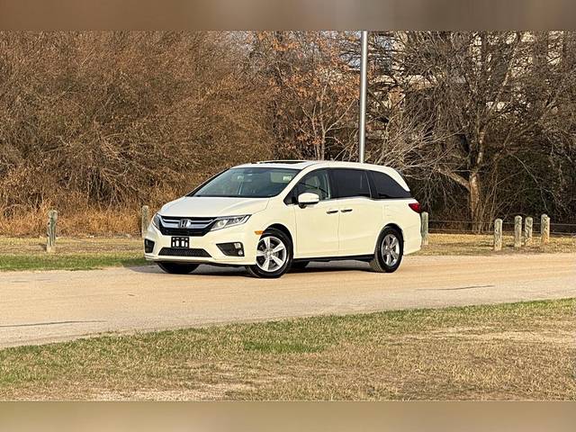 2019 Honda Odyssey EX-L FWD photo