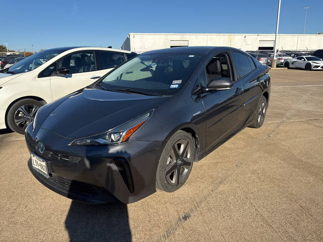 2019 Toyota Prius Limited FWD photo