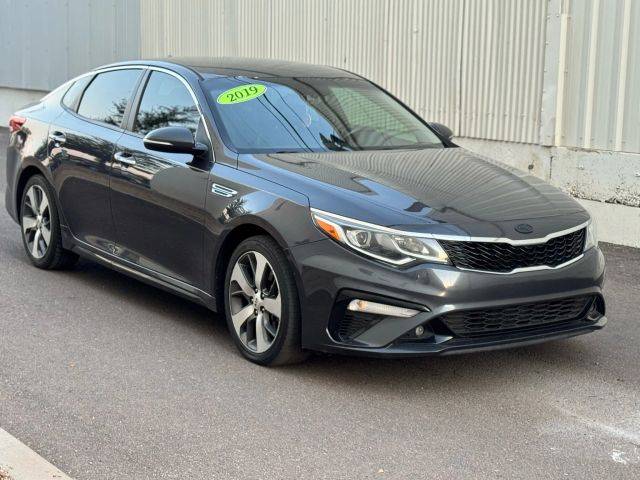 2019 Kia Optima S FWD photo