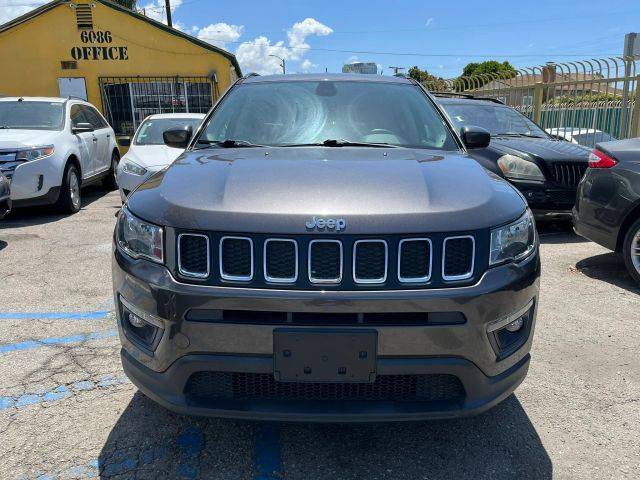 2019 Jeep Compass Latitude FWD photo