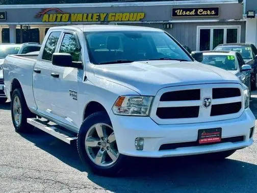 2019 Ram 1500 Express 4WD photo