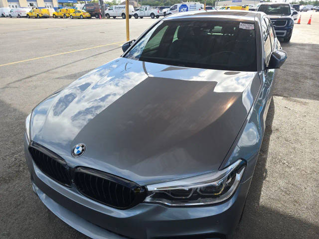 2018 BMW 5 Series 540i RWD photo