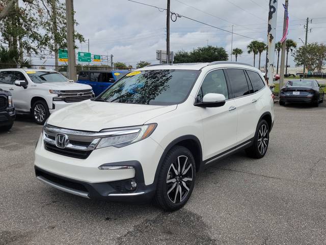 2019 Honda Pilot Touring 7-Passenger FWD photo