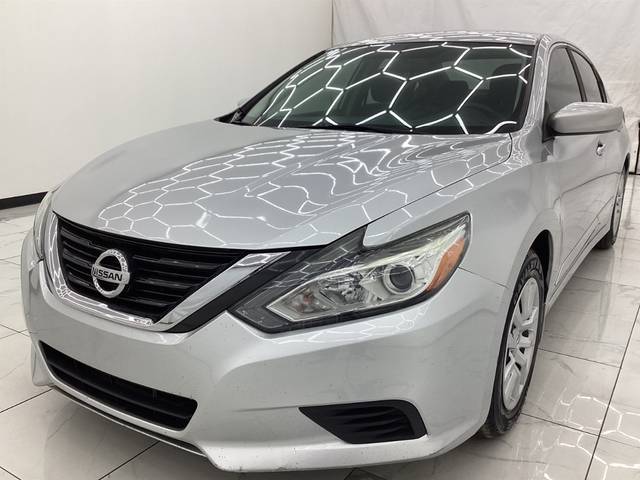 2016 Nissan Altima 2.5 S FWD photo