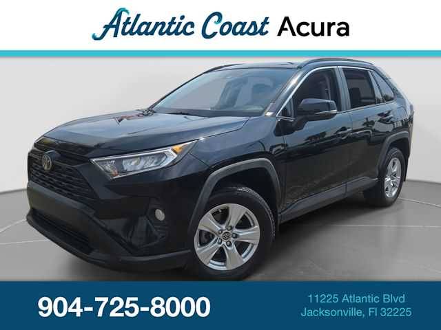 2019 Toyota RAV4 XLE FWD photo
