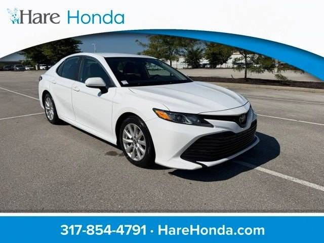 2019 Toyota Camry LE FWD photo
