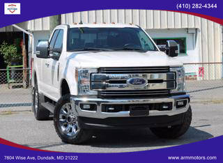 2019 Ford F-350 Super Duty LARIAT 4WD photo