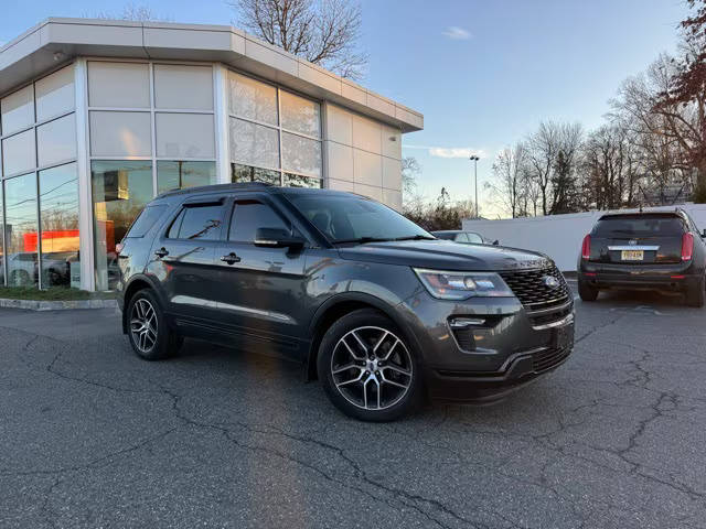 2019 Ford Explorer Sport 4WD photo