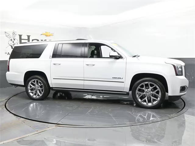 2019 GMC Yukon XL Denali 4WD photo