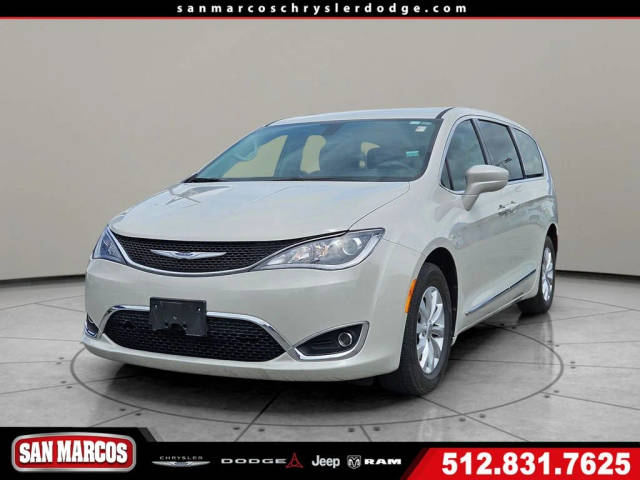 2019 Chrysler Pacifica Minivan Touring Plus FWD photo