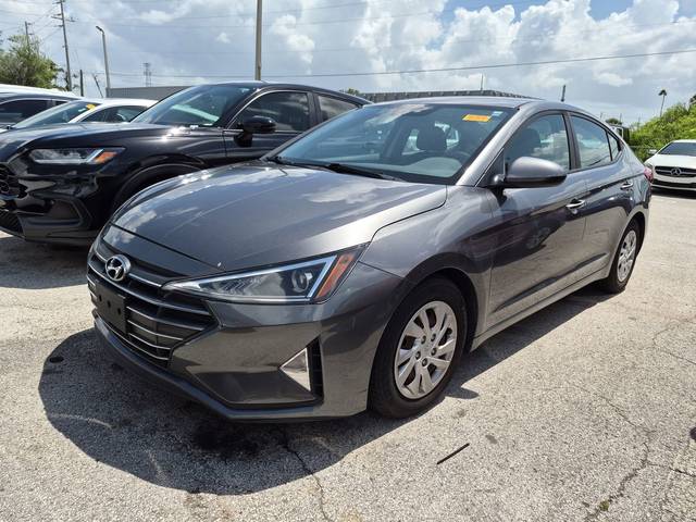 2019 Hyundai Elantra SE FWD photo