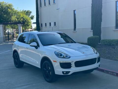 2015 Porsche Cayenne S AWD photo