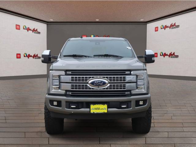 2019 Ford F-350 Super Duty Platinum 4WD photo