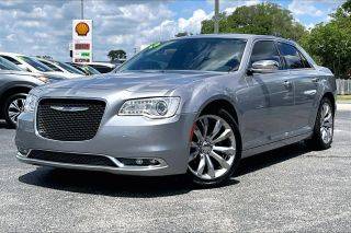 2018 Chrysler 300 Limited RWD photo