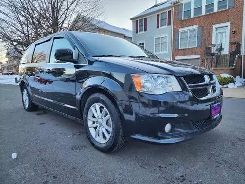 2018 Dodge Grand Caravan SXT FWD photo