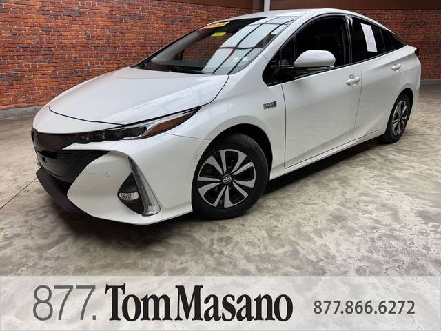 2019 Toyota Prius Prime Advanced FWD photo