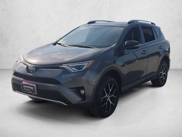 2018 Toyota RAV4 SE FWD photo