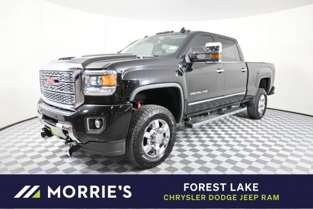 2019 GMC Sierra 3500HD Denali 4WD photo