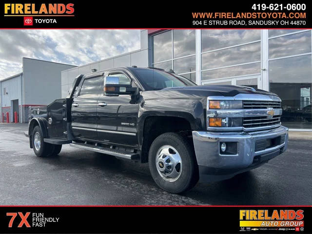 2019 Chevrolet Silverado 3500HD LTZ 4WD photo