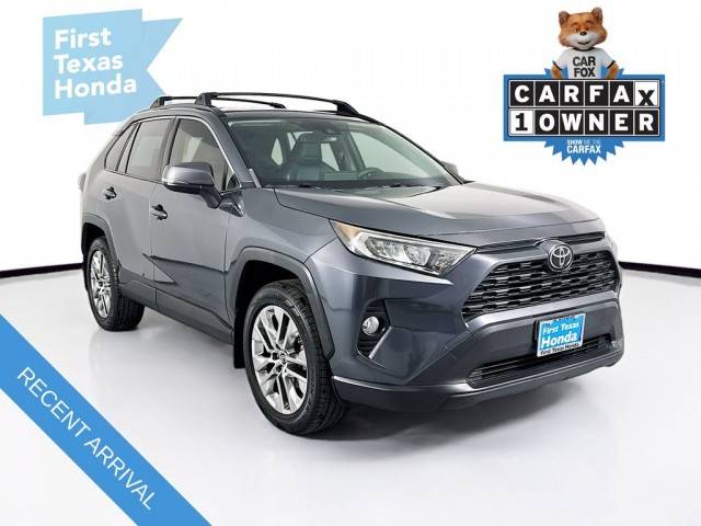 2019 Toyota RAV4 XLE Premium FWD photo