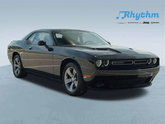 2019 Dodge Challenger SXT RWD photo