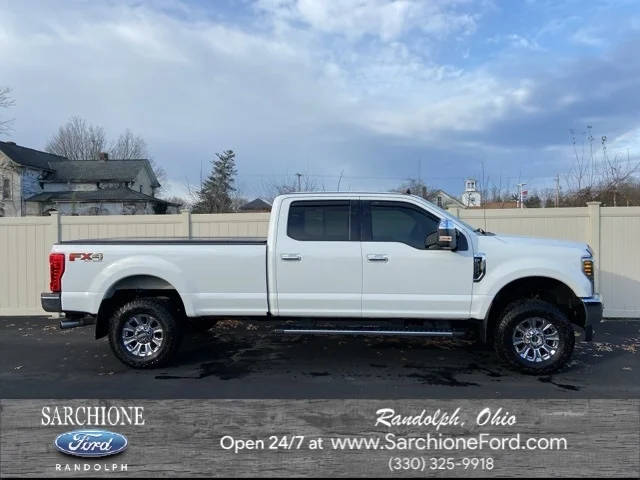 2019 Ford F-350 Super Duty XLT 4WD photo