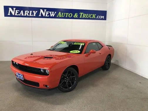 2019 Dodge Challenger SXT RWD photo