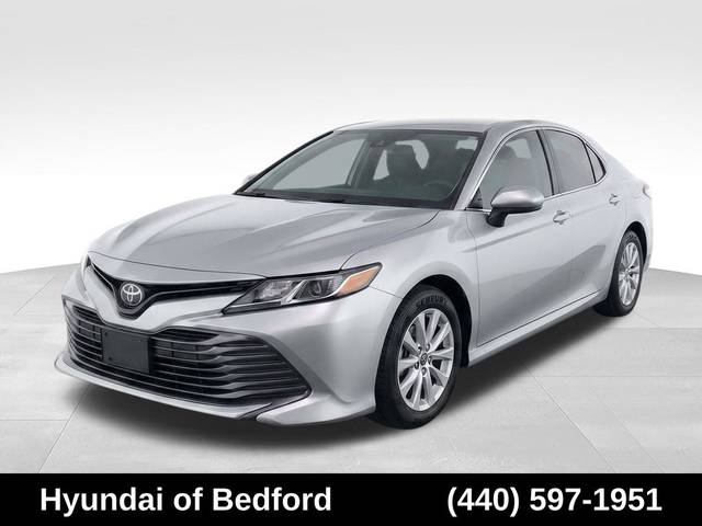 2019 Toyota Camry LE FWD photo