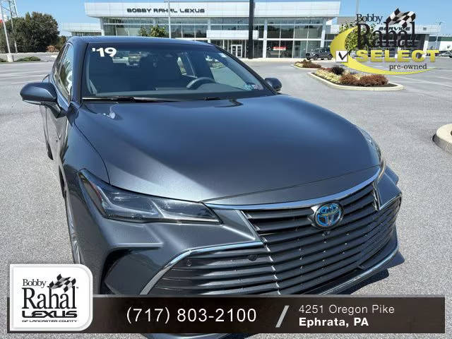 2019 Toyota Avalon Hybrid Limited FWD photo