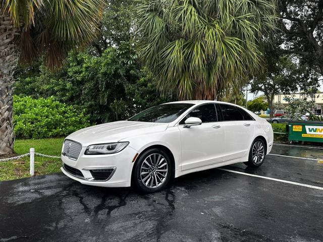 2019 Lincoln MKZ Reserve I FWD photo