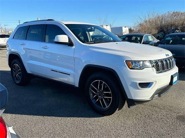 2019 Jeep Grand Cherokee Laredo E 4WD photo