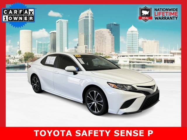 2019 Toyota Camry SE FWD photo