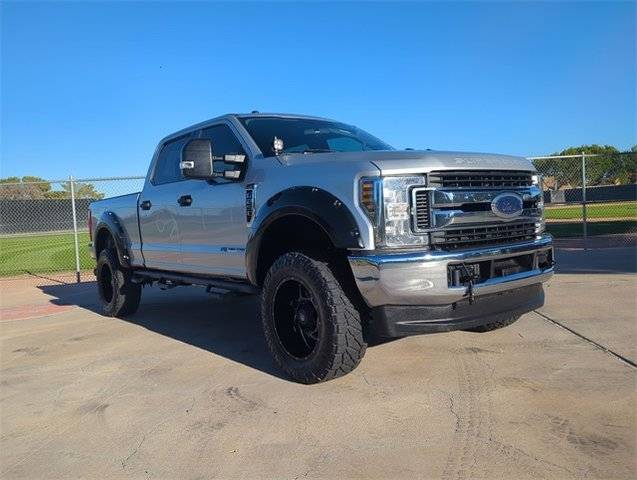 2018 Ford F-250 Super Duty XLT 4WD photo