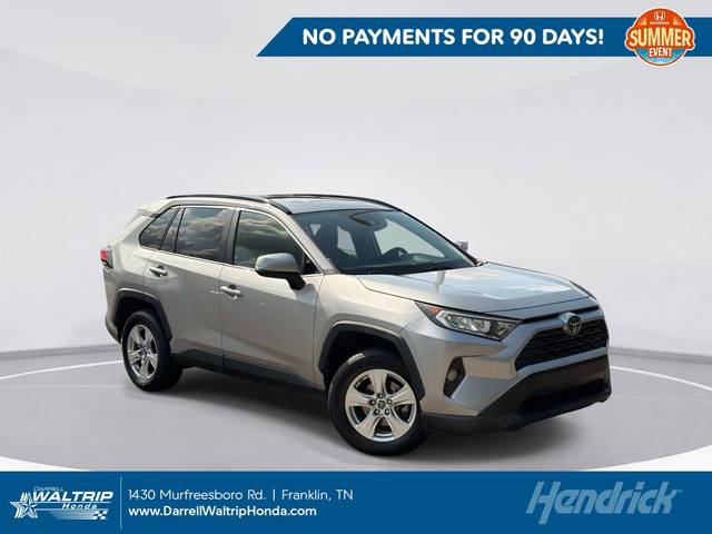2019 Toyota RAV4 XLE FWD photo