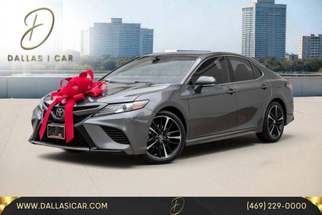 2019 Toyota Camry XSE FWD photo