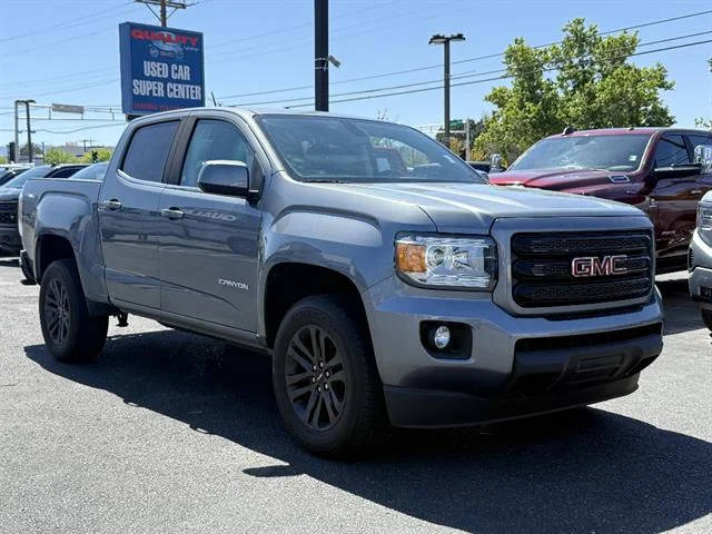 2019 GMC Canyon 4WD SLE 4WD photo