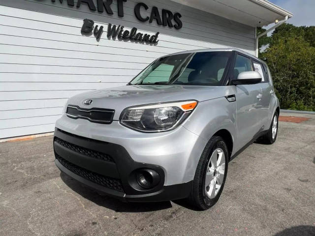 2017 Kia Soul Base FWD photo