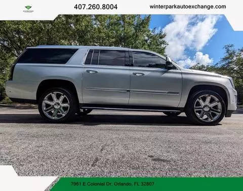 2018 Cadillac Escalade ESV Luxury 4WD photo