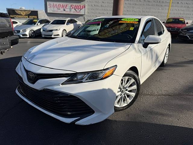 2018 Toyota Camry LE FWD photo