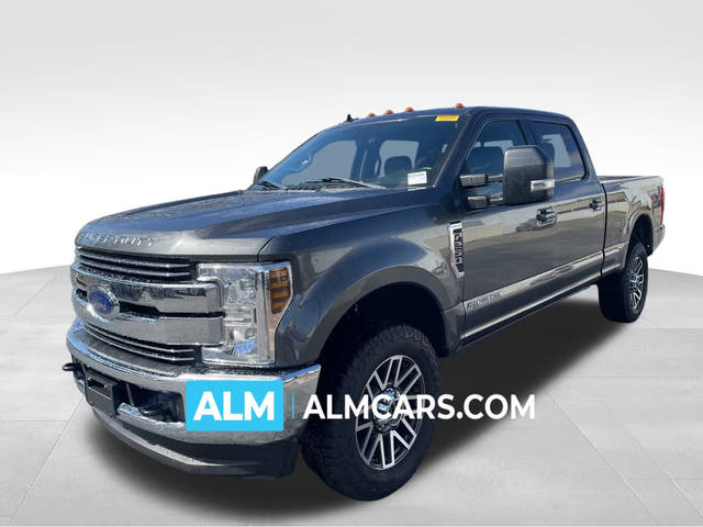 2019 Ford F-250 Super Duty LARIAT 4WD photo