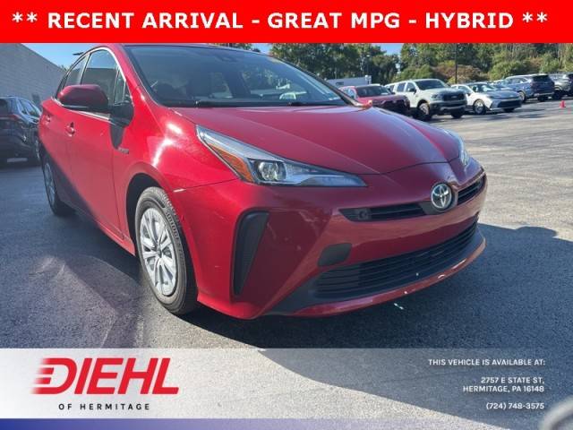 2019 Toyota Prius LE FWD photo