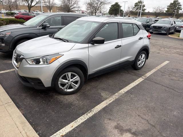 2019 Nissan Kicks S FWD photo