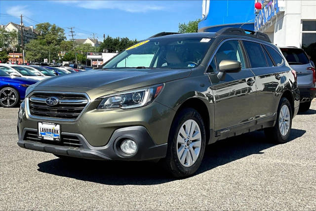 2019 Subaru Outback Premium AWD photo