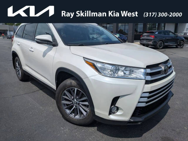 2019 Toyota Highlander XLE AWD photo