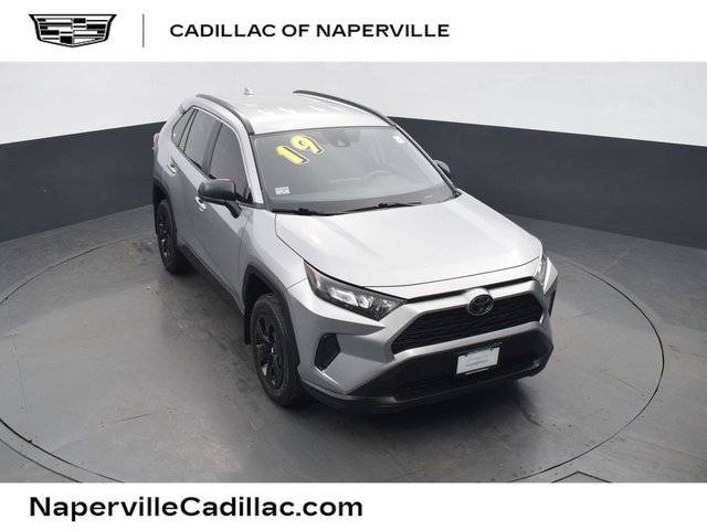 2019 Toyota RAV4 LE FWD photo