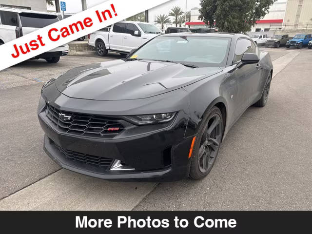 2019 Chevrolet Camaro 1LT RWD photo