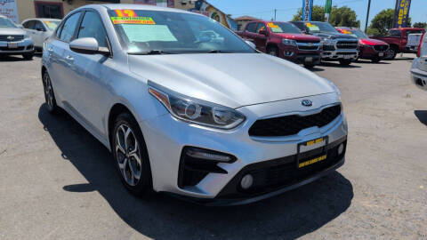 2019 Kia Forte LXS FWD photo